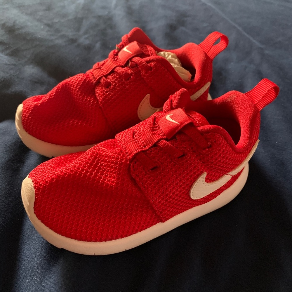 Toddler Nike Roshe One - Red & White